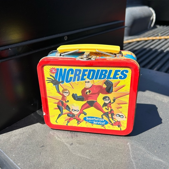 Vintage Incredibles Mini Lunchbox - Picture 1 of 5
